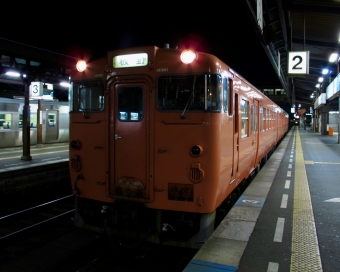JR四国 キハ47形 キハ47 1086 鉄道フォト・写真 by おいさん 徳島駅：2011年08月16日22時ごろ