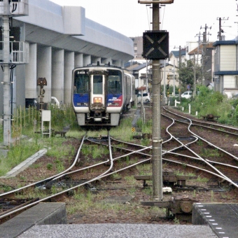 JR四国 2450形 2458 鉄道フォト・写真 by おいさん 高知駅：2007年08月17日18時ごろ