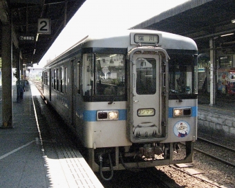 JR四国 1000形 1042 鉄道フォト・写真 by おいさん 高知駅：2007年08月18日11時ごろ