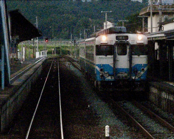 JR四国 国鉄キハ65形気動車 鉄道フォト・写真 by おいさん 伊予大洲駅：2007年08月18日18時ごろ