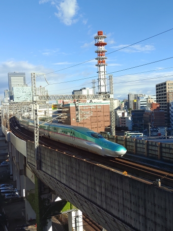 JR東日本 E5系新幹線電車 鉄道フォト・写真 by E5茲茲さん 仙台駅 (JR)：2021年10月23日08時ごろ