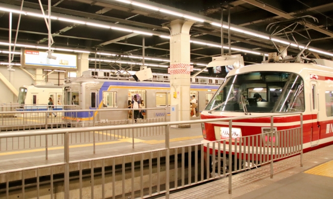 南海電鉄 南海30000系電車 難波駅 (南海) 鉄道フォト・写真 by 薄着管理職さん レイルラボ(RailLab)