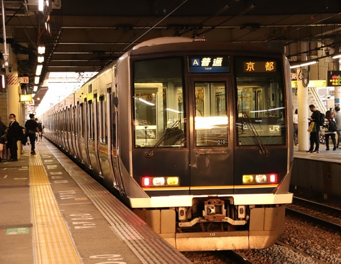 JR西日本 クモハ320形 クモハ320-10 鉄道フォト・写真 by 薄着管理職さん 芦屋駅 (JR)：2022年10月22日16時ごろ