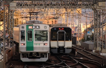京都市営地下鉄10系 イメージ写真