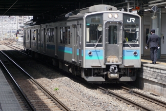 JR東日本 クモハE127形 クモハE127-104 鉄道フォト・写真 by E4系P82編成さん 松本駅 (JR)：2022年04月02日12時ごろ