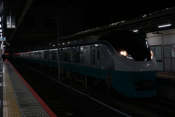 JR東日本 クハE656形 ときわ(特急) クハE656-17 鉄道フォト・写真 by E4系P82編成さん 上野駅 (JR)：2023年02月09日18時ごろ