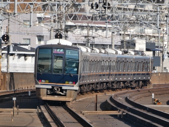 JR西日本 クモハ320形 クモハ320-26 鉄道フォト・写真 by ZUKKI-NIさん 六甲道駅：2022年01月03日12時ごろ