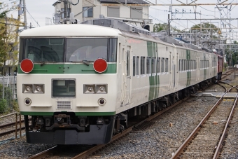 JR東日本 クハ185形 クハ185-104 鉄道フォト・写真 by カシオペアさん ：2022年10月12日12時ごろ