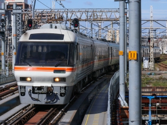 JR東海キハ85系気動車 ひだ(特急) 鉄道フォト・写真 by Yの人さん 名古屋駅 (JR)：2022年10月11日12時ごろ