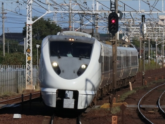 JR西日本 クロ683形 しらさぎ(特急) クロ683-8001 鉄道フォト・写真 by Yの人さん 清洲駅：2022年10月14日08時ごろ