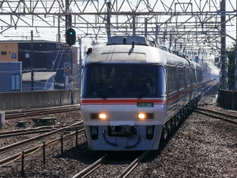 JR東海キハ85系気動車 ひだ(特急) 鉄道フォト・写真 by Yの人さん 尾張一宮駅：2022年11月15日11時ごろ