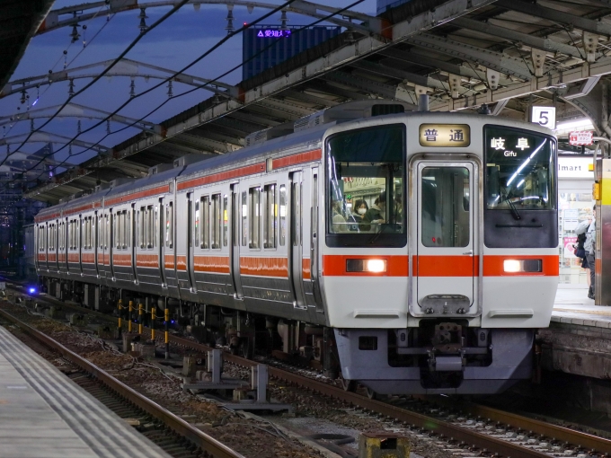 鉄道フォト・写真：JR東海311系電車 クハ310-6 名古屋駅 (JR) 鉄道フォト・写真 by Yの人さん - 撮影日 2022/12/09 17:04