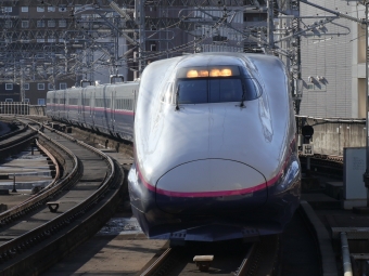 JR東日本 E224形(T2c) やまびこ(新幹線) E224-1121 鉄道フォト・写真 by Yの人さん 仙台駅 (JR)：2022年12月29日09時ごろ