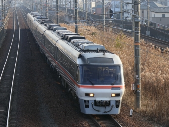 JR東海キハ85系気動車 ひだ(特急) 鉄道フォト・写真 by Yの人さん 尾張一宮駅：2023年01月07日15時ごろ