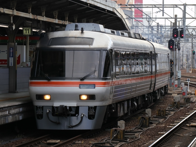 鉄道フォト・写真：JR東海キハ85系気動車 ひだ キハ85-9 名古屋駅 (JR) 鉄道フォト・写真 by Yの人さん - 撮影日 2023/03/02 10:35