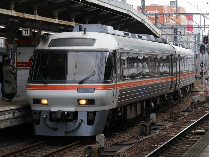 鉄道フォト・写真：JR東海キハ85系気動車 ひだ キハ85-6 名古屋駅 (JR) 鉄道フォト・写真 by Yの人さん - 撮影日 2023/03/02 11:33