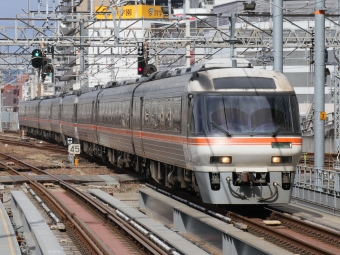 JR東海 キロ85形 ひだ(特急) キロ85-1 鉄道フォト・写真 by Yの人さん 名古屋駅 (JR)：2023年03月02日12時ごろ