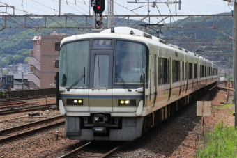 JR西日本 クモハ221形 クモハ221-5 鉄道フォト・写真 by Yの人さん 山科駅 (JR)：2023年07月02日12時ごろ