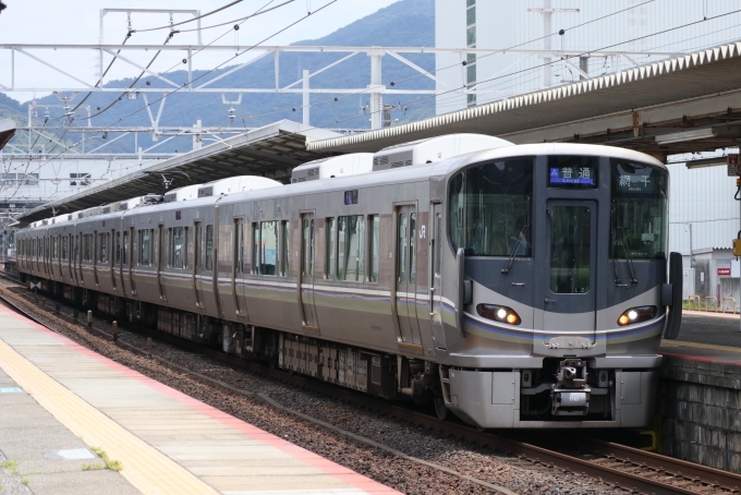 鉄道フォト・写真：JR西日本225系電車 クモハ224-116 山科駅 (JR) 鉄道フォト・写真 by Yの人さん - 撮影日 2023/07/02 12:28