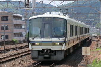 JR西日本 クモハ221形 クモハ221-60 鉄道フォト・写真 by Yの人さん 山科駅 (JR)：2023年07月02日12時ごろ