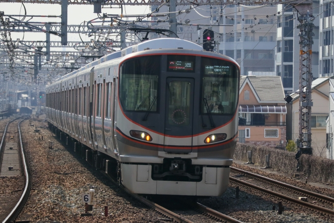 JR西日本 クモハ323形 クモハ323-4 鉄道フォト・写真 by Yの人さん 野田駅 (JR)：2024年03月16日13時ごろ