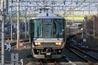 JR西日本 クハ222形 クハ222-2035 鉄道フォト・写真 by Yの人さん 新大阪駅 (JR)：2024年03月16日16時ごろ