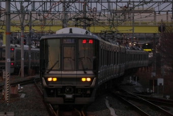 JR西日本 クハ222形 クハ222-1010 鉄道フォト・写真 by Yの人さん 新大阪駅 (JR)：2024年03月16日17時ごろ