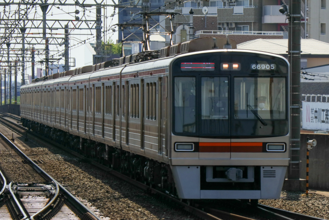 大阪市地下鉄の歩み（限定版） Amazon.co.jp: 大阪市地下鉄の歩み 限定版 岩村潔 市政新聞社