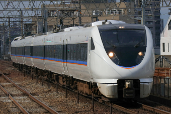 JR西日本 クロ683-4 (683系) 車両ガイド | レイルラボ(RailLab)