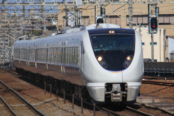 JR西日本 クロ683-5 (683系) 車両ガイド | レイルラボ(RailLab)