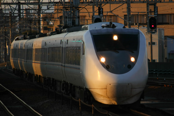 JR西日本 クロ681-7 (681系) 車両ガイド | レイルラボ(RailLab)