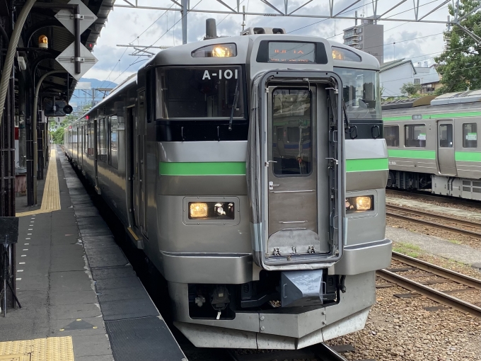 JR北海道 クハ735形 クハ735-101 鉄道フォト・写真 by 京八さん 小樽駅：2022年08月18日10時ごろ
