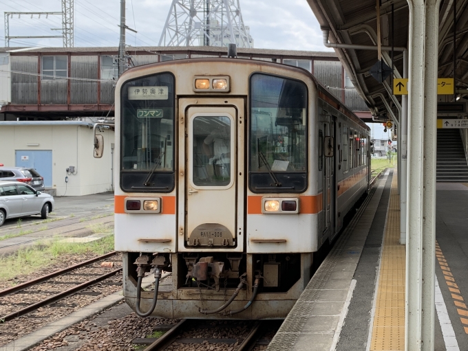 JR東海 キハ11形 キハ11-306 鉄道フォト・写真 by HIKARI_510Aさん 松阪駅 (JR)：2022年09月10日11時ごろ