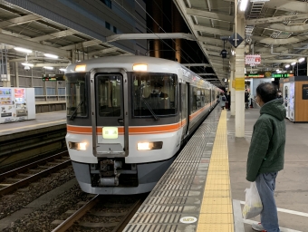 JR東海 クハ372形 クハ372-13 鉄道フォト・写真 by HIKARI_510Aさん 浜松駅：2022年11月20日19時ごろ