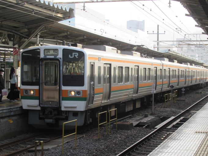 鉄道フォト・写真：JR東海 国鉄211系電車 クモハ211-5014 熱海駅 鉄道フォト・写真 by かいそうしゃさん - 撮影日 2021/03/31 16:12