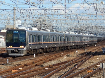 JR西日本 クモハ320形 クモハ320-5 鉄道フォト・写真 by ウグイスさん 尼崎駅 (JR)：2022年02月11日15時ごろ