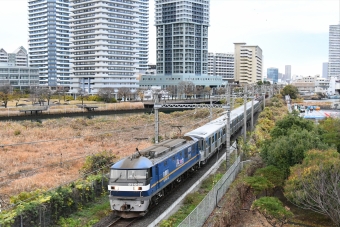 JR貨物 EF210形 EF210-328 鉄道フォト・写真 by よっさん 横浜駅 (JR)：2022年12月18日07時ごろ