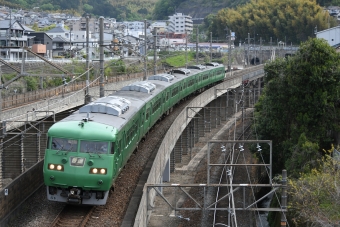 JR西日本 クハ116形 クハ116-310 鉄道フォト・写真 by よっさん 山科駅 (JR)：2021年04月24日09時ごろ