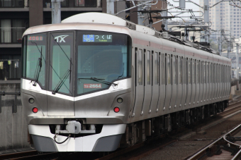 首都圏新都市鉄道 TX-2664 (TX-2000系) 車両ガイド | レイルラボ(RailLab)