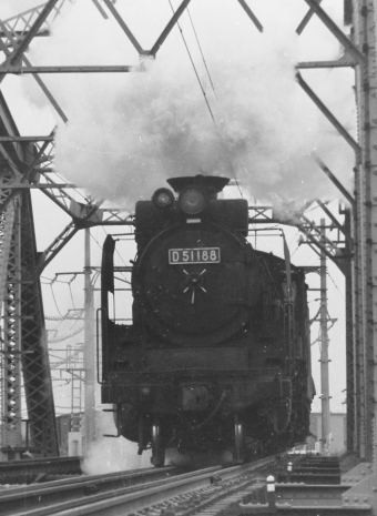 国鉄D51形蒸気機関車 鉄道フォト・写真 by 南フナさん 鶴見駅：1970年05月03日00時ごろ