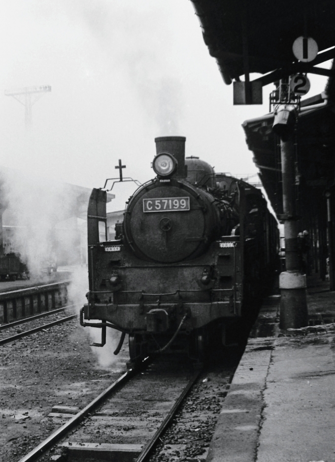 国鉄C57形蒸気機関車 C57 199 都城駅 鉄道フォト・写真 by 南フナさん