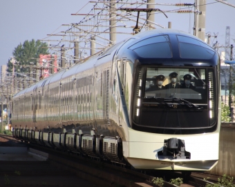 JR東日本 E001形(Mc) E001-1 鉄道フォト・写真 by やまどりの人さん 琴似駅 (JR)：2022年05月18日07時ごろ