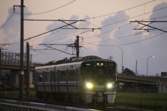 JR西日本 クハ520形 クハ520-39 鉄道フォト・写真 by 294たかさん 明峰駅：2022年08月19日05時ごろ