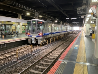 JR西日本 クモハ521形 クモハ521-37 鉄道フォト・写真 by ひでおさん 金沢駅 (JR)：2022年08月23日10時ごろ