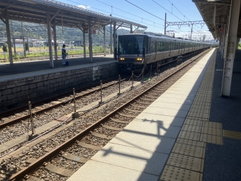 JR西日本 クモハ223形 クモハ223-3028 鉄道フォト・写真 by ひでおさん 米原駅 (JR)：2022年09月26日11時ごろ