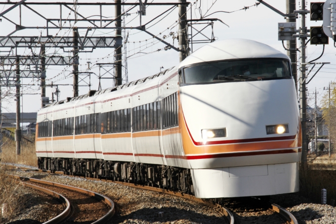 鉄道フォト・写真：東武鉄道 東武100系電車 新古河駅 鉄道フォト・写真 by アオイさん - 撮影日 2024/02/11 14:31