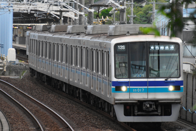 東京メトロ 05-017 (営団05系) 車両ガイド | レイルラボ(RailLab)