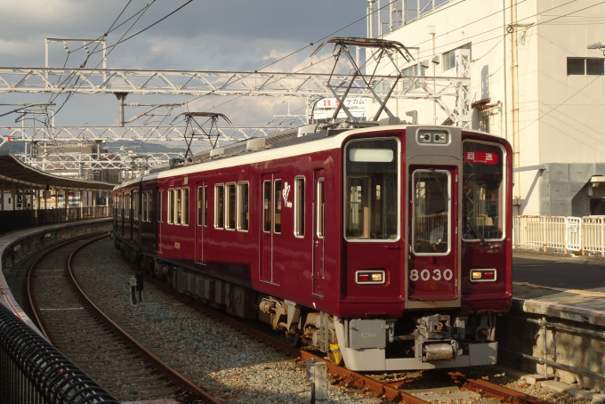 阪急電鉄 8150 (阪急8000系) 車両ガイド | レイルラボ(RailLab)