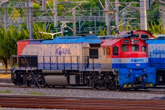 韓国鉄道公社 EMD GT26CW-2(7400形) 特大形ディーゼル機関車 7406 鉄道フォト・写真 by Hyukさん ：2022年06月01日18時ごろ