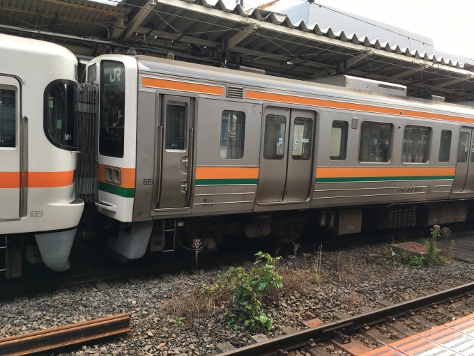 鉄道フォト・写真：JR東海 国鉄211系電車 クモハ211-5011 熱海駅 鉄道フォト・写真 by くらぼんぼんさん - 撮影日 2022/02/20 14:22